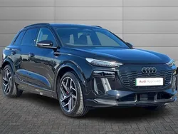 Mythos black Used 2025 Audi Q6 e-tron Advanced SUV | £68,995 (Fair price)