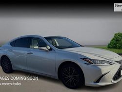 White Used 2023 Lexus ES300H Sedan | £29,294 (Fair price)