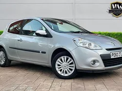 Silver Used 2010 Renault Clio II Hatchback | £1,890 (Fair price)