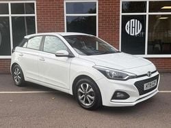 White Used 2019 Hyundai i20 SE Hatchback | £9,200 (Good price)
