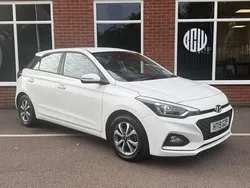 White Used 2019 Hyundai i20 SE Hatchback | £9,200 (Good price)
