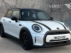 White Used 2023 Mini Cooper Hatch Hatchback | £22,298 (Fair price)