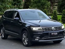 Black Used 2019 VW Tiguan Allspace SEL SUV | £24,430 (Good price)