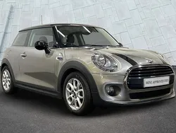 Silver Used 2017 Mini Cooper Hatch Hatchback | £9,400 (Good price)