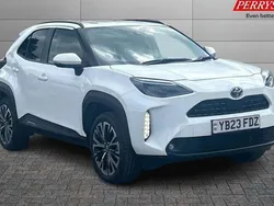 Used 2024 Toyota Yaris Hybrid Estate | £22,700 (Fair price)