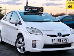 White Used 2009 Toyota Prius T4 Hatchback | £3,995