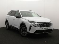 White New 2025 Peugeot 5008 Allure MPV | £32,998 (Good price)
