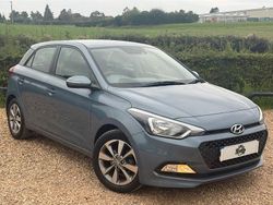 Blue Used 2016 Hyundai i20 SE Hatchback | £8,679 (Fair price)
