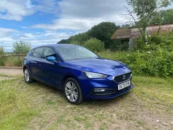 Blue Used 2020 Seat Leon SE Dynamic Hatchback | £11,995 (Fair price)