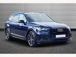 Navarra blue Used 2023 Audi Q7 Black Edition SUV | £42,975 (Good price)
