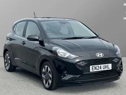 Black Used 2024 Hyundai i10 Advanced Hatchback | £14,553 (Fair price)