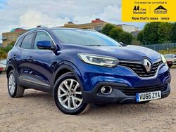 Blue Used 2015 Renault Kadjar Dynamique SUV | £9,788 (Fair price)