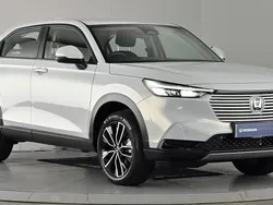 White Used 2023 Honda HR-V Elegance SUV | £23,599 (Fair price)