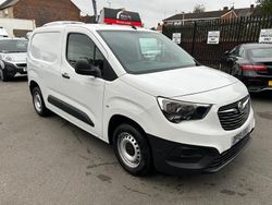 White Used 2019 Vauxhall Combo Edition MPV | £5,495 (Good price)