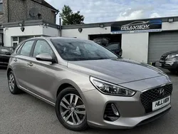 White Used 2017 Hyundai i30 SE Hatchback | £7,345 (Expensive)