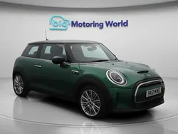 Green Used 2021 Mini Cooper SE Hatch Hatchback | £14,900 (A bit pricey)