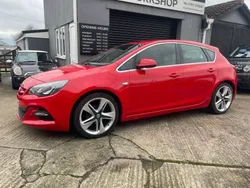 Red Used 2015 Vauxhall Astra Edition Hatchback | £3,495 (Fair price)