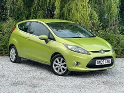 Green Used 2009 Ford Fiesta Zetec Hatchback | £995 (Good price)