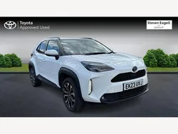 White Used 2023 Toyota Yaris Hybrid Design Hatchback | £20,402 (Expensive)