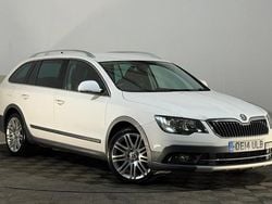 White Used 2014 Skoda Superb Estate | £7,795 (Fair price)