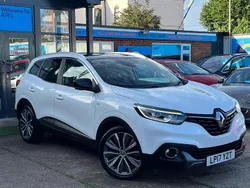 White Used 2017 Renault Kadjar Signature S SUV | £11,480 (A bit pricey)