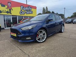 Blue Used 2015 Ford Focus ST Hatchback | £7,995 (Fair price)