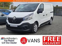 Glacier white Used 2021 Renault Trafic Business Van | £10,750 (Good price)
