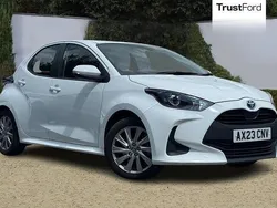 Used 2025 Toyota Yaris Hybrid Hatchback | £15,570 (Super price)