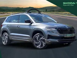 Graphite grey metallic Used 2023 Skoda Karoq SportLine SUV | £23,681 (Fair price)
