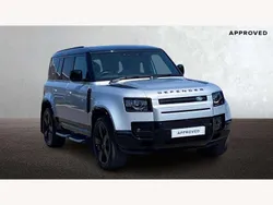 Hakuba silver Used 2023 Land Rover Defender HSE Dynamic SUV | £66,650 (Good price)
