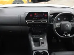 White Used 2024 Citroën C5 Aircross SUV | £19,481 (Fair price)
