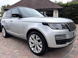 Silver Used 2020 Land Rover Range Rover Vogue SE SUV | £33,977 (Fair price)