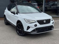 Glacial wht+blk New 2025 Seat Arona Black Edition SUV | £23,595 (Expensive)