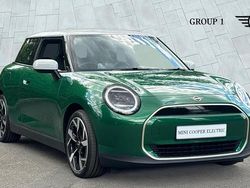 British racing green iv New 2025 Mini Cooper Exclusive Hatchback | £30,490 (Good price)