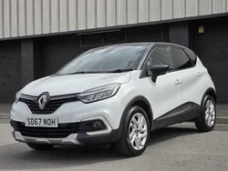 White Used 2017 Renault Captur Dynamique SUV | £6,290 (Good price)