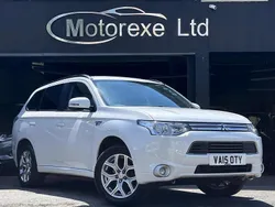 White Used 2015 Mitsubishi Outlander P-HEV Estate | £10,450 (Good price)