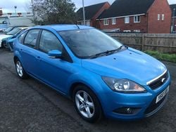Blue metallic Used 2010 Ford Focus Zetec Hatchback | £1,595 (Good price)