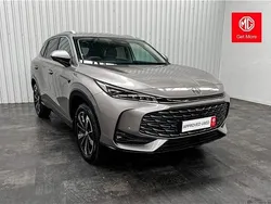 Metallic sterling silver Used 2024 MG HS Trophy SUV | £22,790 (Expensive)