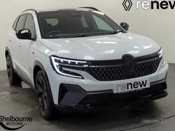 White Used 2024 Renault Austral Iconic Esprit Alpine SUV | £28,995 (A bit pricey)