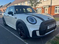 White Used 2021 Mini Cooper Hatch Hatchback | £15,290 (Expensive)