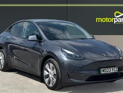 Grey metallic Used 2023 Tesla Model Y Long Range SUV | £27,500 (Fair price)