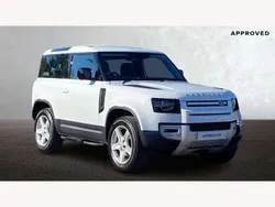 Fuji white Used 2024 Land Rover Defender SE SUV | £55,991 (Super price)