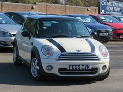 White Used 2009 Mini Cooper D Hatch Hatchback | £4,295 (Fair price)