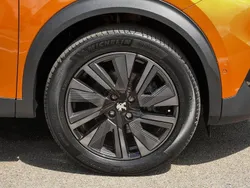 Orange Used 2021 Peugeot e-2008 Premium SUV | £14,296 (Fair price)