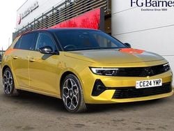 Yellow/black Used 2024 Vauxhall Astra Ultimate Hatchback | £18,999 (Fair price)