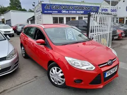 Red Used 2013 Ford Focus S Estate | £3,500 (Fair price)