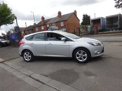 Metallic silver Used 2013 Ford Focus Zetec Hatchback | £3,995 (Fair price)
