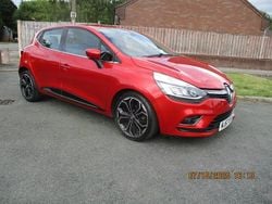 Red Used 2017 Renault Clio IV Dynamique Hatchback | £3,995 (Good price)