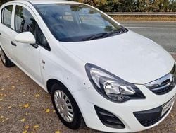White Used 2014 Vauxhall Corsa S Hatchback | £2,495 (Good price)