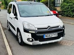 White Used 2013 Citroën Berlingo XTR MPV | £2,750 (Good price)